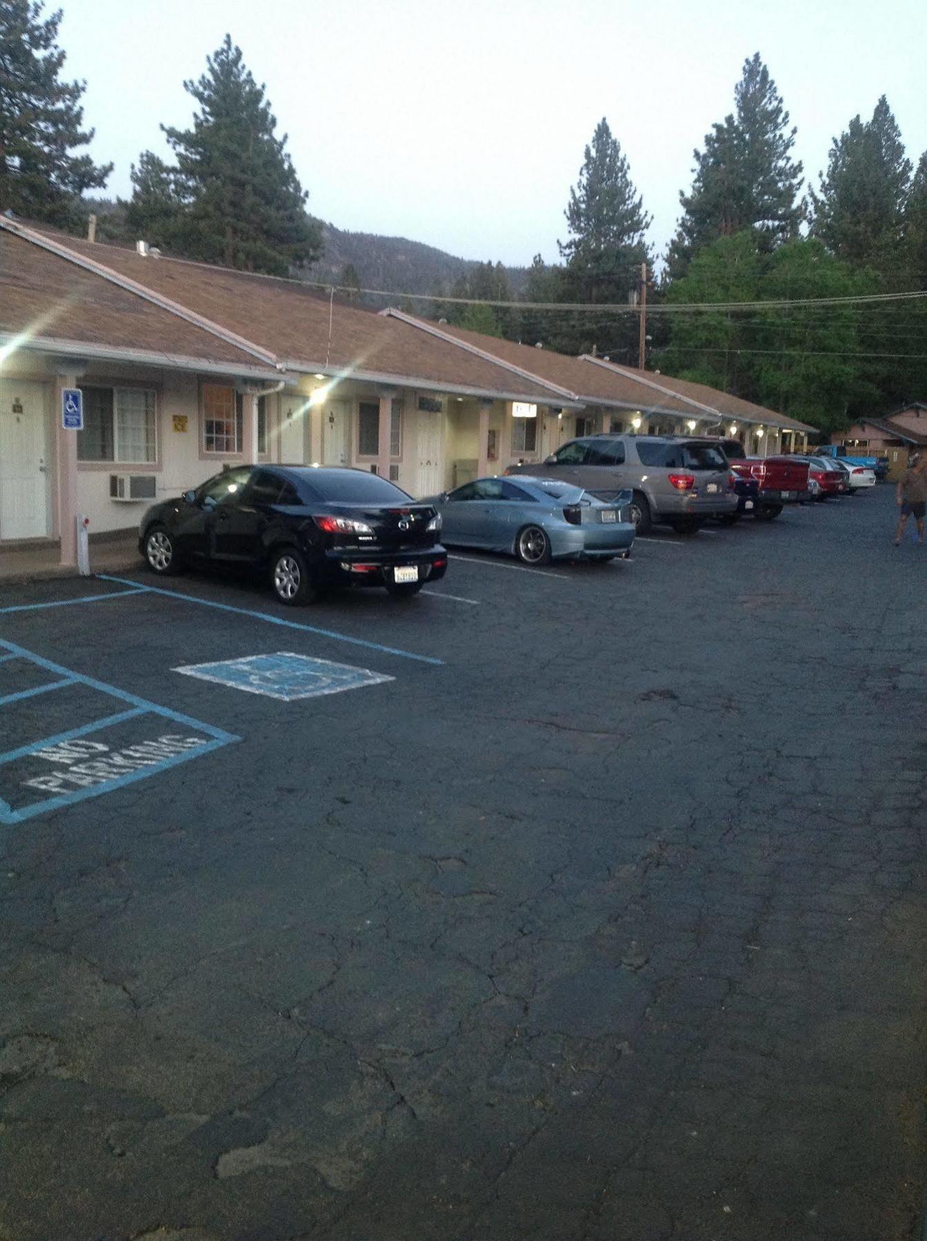 Bluebird Day Inn & Suites South Lake Tahoe Luaran gambar